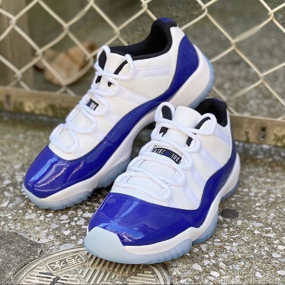 💎SOLD(WMNS) Air Jordan Retro XI Concord SNKRS - Picture 5 of 16
